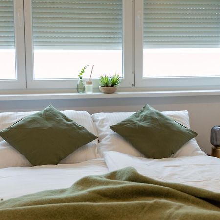 Large Apartments - Great For Groups - With Balcony Or Terrace 비엔나 외부 사진