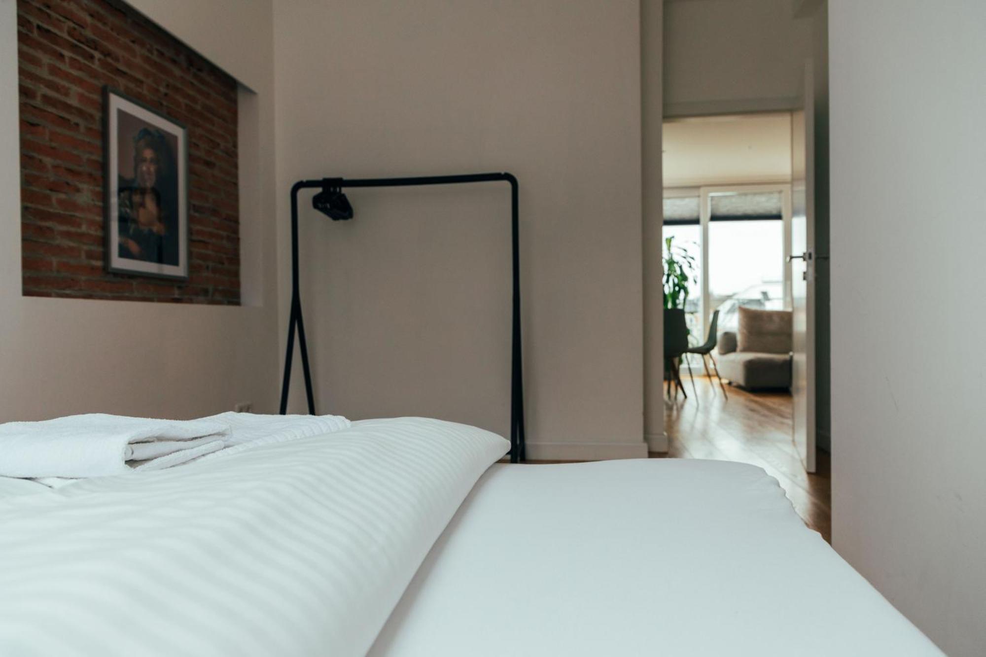 Large Apartments - Great For Groups - With Balcony Or Terrace 비엔나 외부 사진